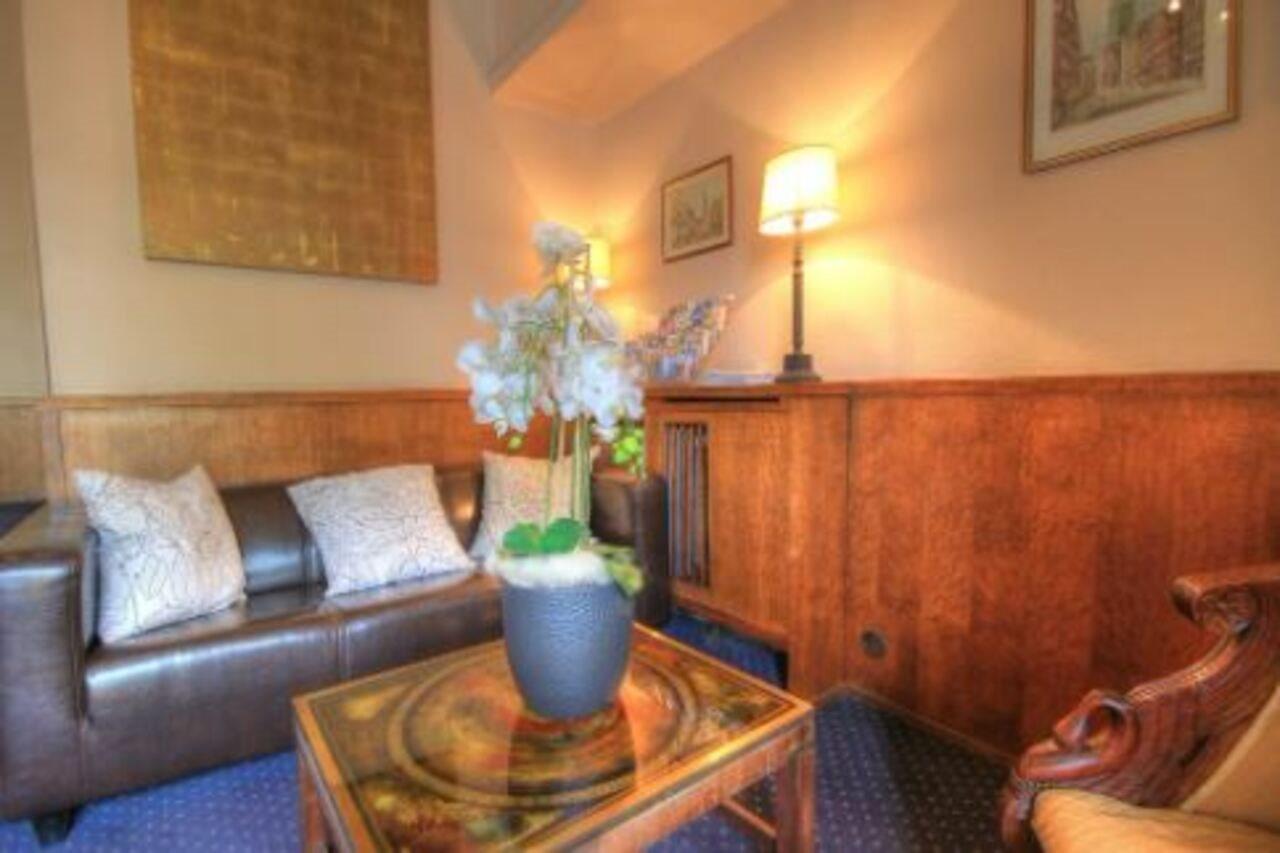Relexa Hotel Bellevue An Der Alster Hamburg Bagian luar foto