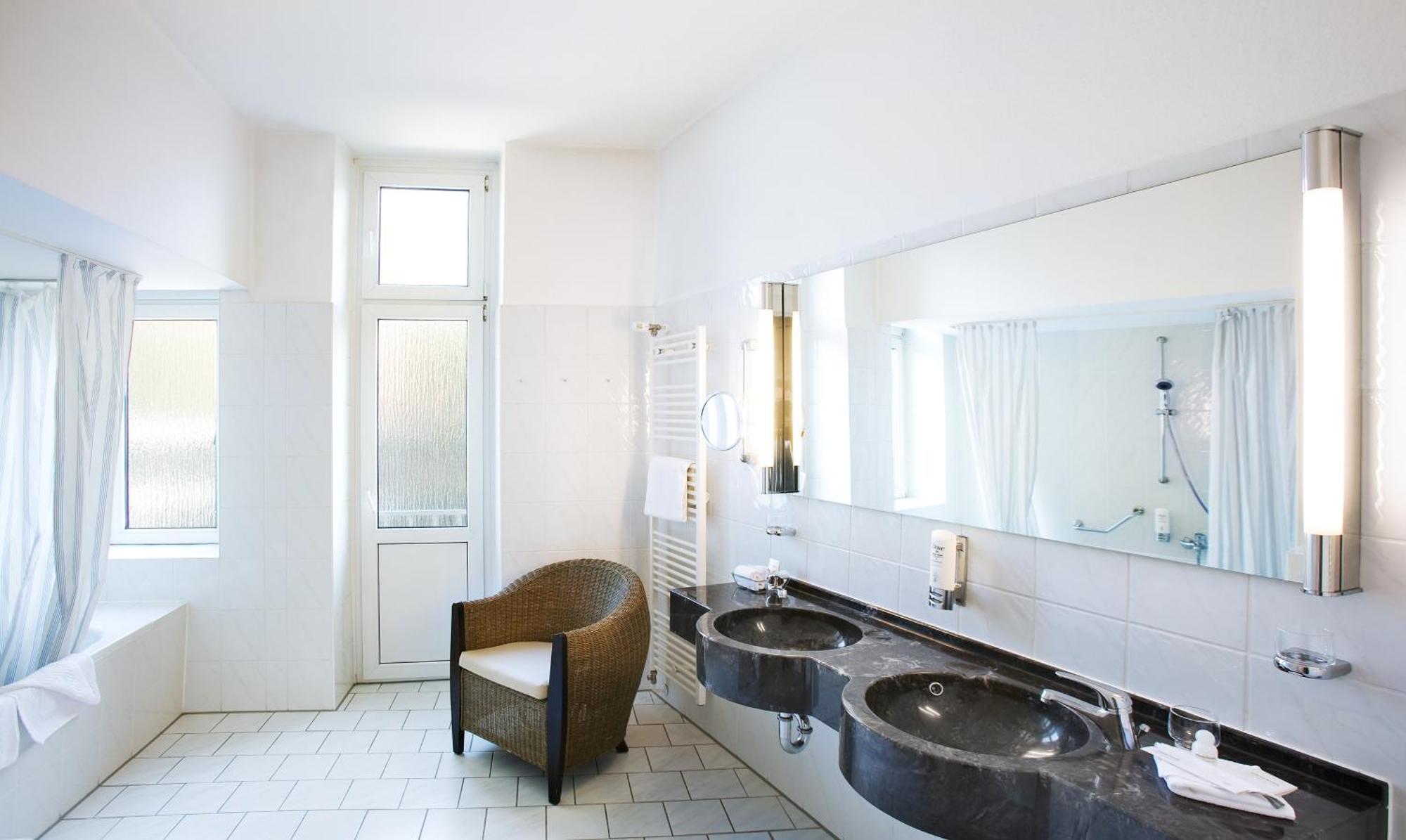 Relexa Hotel Bellevue An Der Alster Hamburg Ruang foto